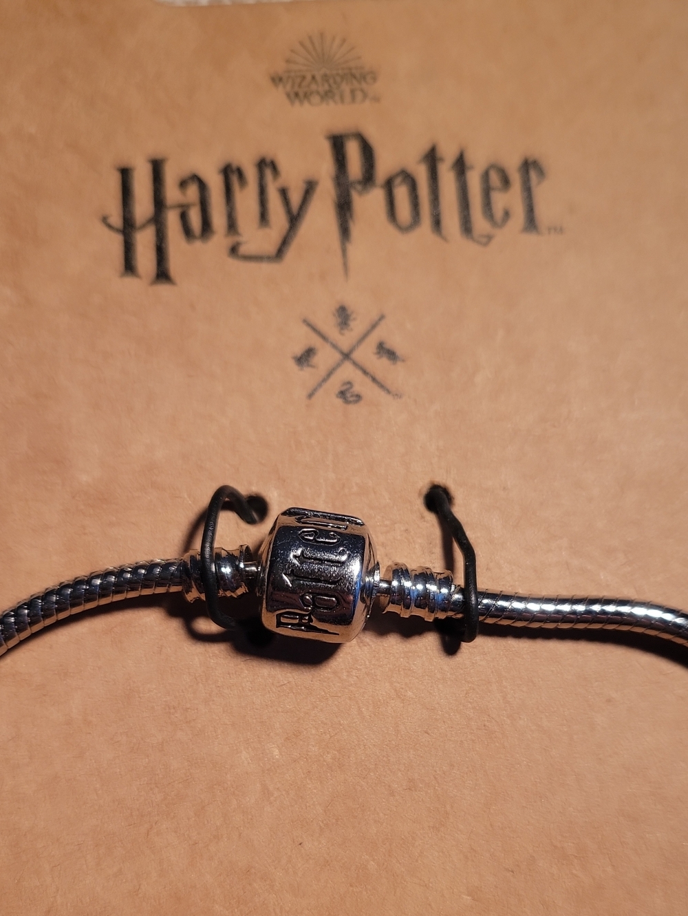 WIzarding World Harry Potter Bracelet With HP Charm - Picture 5 of 6